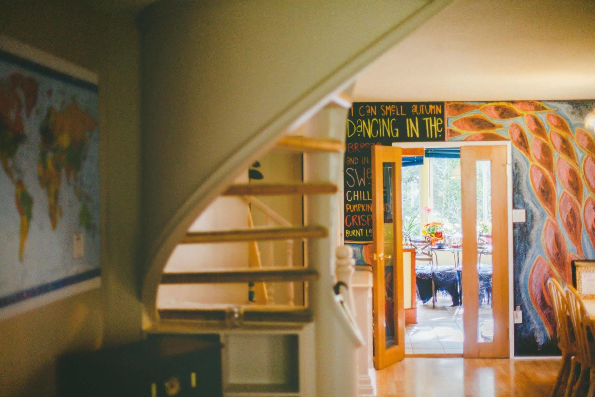 Tall Trees Bed & Breakfast Принц Рупърт Екстериор снимка