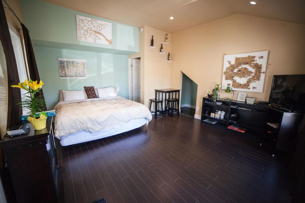 Tall Trees Bed & Breakfast Принц Рупърт Екстериор снимка