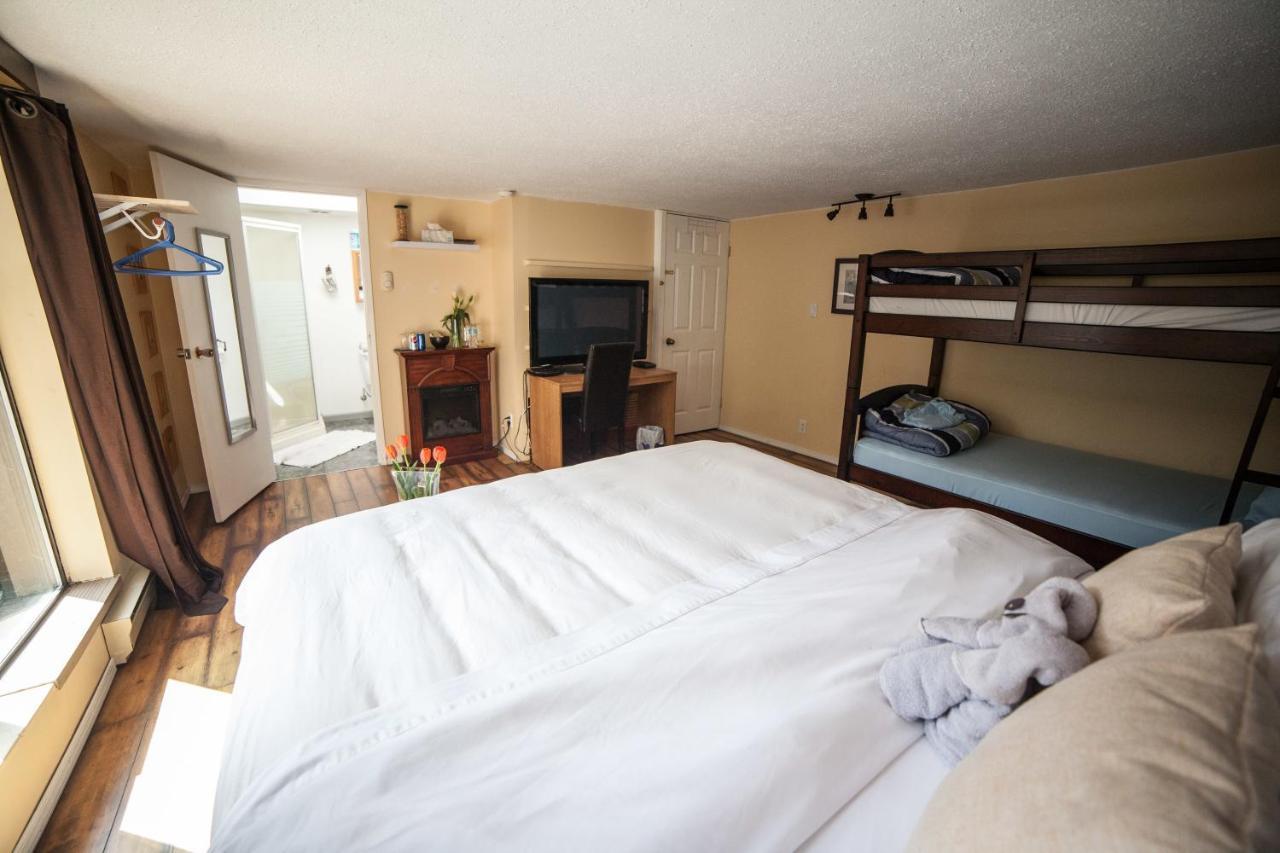 Tall Trees Bed & Breakfast Принц Рупърт Екстериор снимка